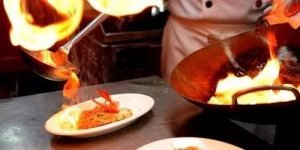 干貨：炒菜該如何用火、用油，廚師一定要懂！【四川火鍋底料批發(fā)商城】