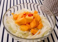 夏天用青木瓜做菜，清爽解膩又開胃【重慶火鍋底料批發(fā)】