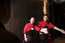 利用“挑戰(zhàn)”心理，玩轉(zhuǎn)打折營(yíng)銷(xiāo)，麥當(dāng)勞三口吃完一個(gè)漢堡【重慶火鍋底料】