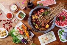 廣州1300家串串香火鍋店，誰先死？【重慶火鍋底料批發(fā)官網(wǎng)】