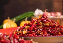 現(xiàn)炒辣子雞火了，一份158元，單店年賣3萬只【重慶火鍋底料批發(fā)官網(wǎng)】