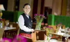 餐前檢查工作沒(méi)有做好，才會(huì)忙得顧此失彼員工不能勝任本職工作，店長(zhǎng)跑前跑后彌補(bǔ)下屬的過(guò)失【重慶最有名的火鍋底料】