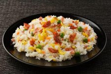 炒飯的精神：這至簡(jiǎn)的東西才是飯場(chǎng)里的“硬通貨一入口，我的態(tài)度可就青云直上，覺得這至簡(jiǎn)的東西才是飯場(chǎng)里的硬通貨【重慶火鍋底料批發(fā)在哪里】