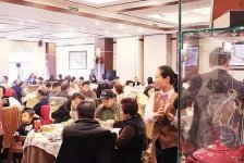 建立信任——食品安全、新鮮是最值得信任的事這樣發(fā)朋友圈，餐廳生意會(huì)越來(lái)越好【重慶火鍋底料廠地址】
