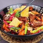 為什么摳門(mén)的餐飲老板容易賺大錢(qián)，大方的卻都關(guān)門(mén)了？【正宗重慶火鍋底料批發(fā)】