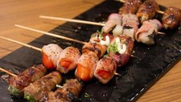 沒熬??！知名餐企11家店全關(guān)，屹立19年的排隊王慘淡退場【重慶火鍋底料廠家直銷】
