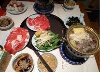 老字號(hào)東來(lái)順賣(mài)68元/位自助火鍋，顧客排隊(duì)近100米重慶火鍋底料批發(fā)