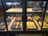 旺順閣做社區(qū)便利店、紫光園開社區(qū)檔口店后，青年公社開出了一種“市集式”零售的全新模式【火鍋底料批發(fā)廠家直銷】