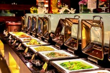 吃自助餐時，為何一吃就假飽？原來是中了老板的套路