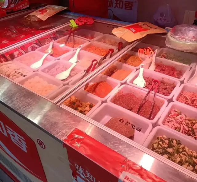 在菜市場賣半成品菜，一年凈利1.25億，并成功上市