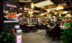 徐鼎盛民間菜，憑啥開(kāi)出100多家門店？重慶火鍋底料廠哪家好