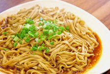 沙縣小吃正經(jīng)歷“生死劫”，10萬(wàn)家門店路在何方？