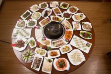 資本下場(chǎng)搶餐桌，火鍋新勢(shì)力登場(chǎng)