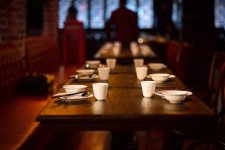 消費(fèi)者注重餐飲文化、氛圍與體驗(yàn)感餐飲轉(zhuǎn)型背后：成本難控，內(nèi)卷嚴(yán)重