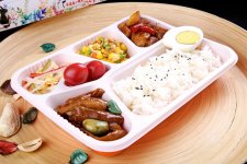 預(yù)制菜、團(tuán)餐市場規(guī)模持續(xù)增長，其他餐飲細(xì)分市場有待關(guān)注